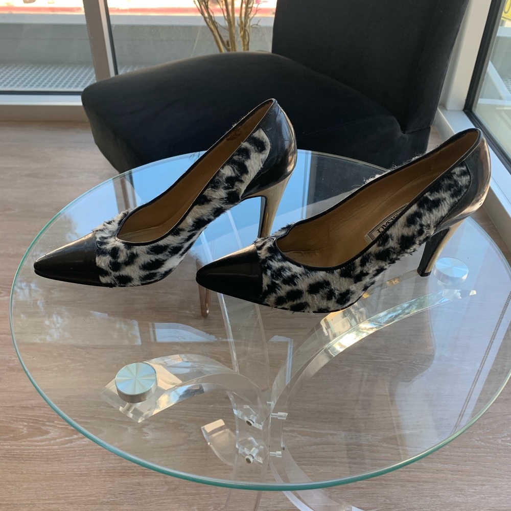 Authentic Vintage Versace pumps
